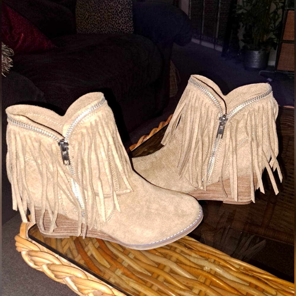 Ladies frings booties